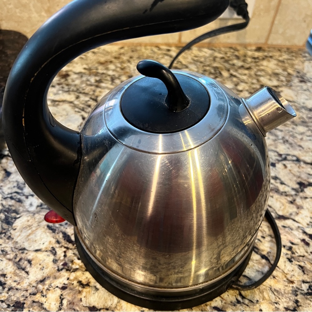 Rare📌Walmart Electric  Water Kettle Stainless Steel and Black Cordless Kettle